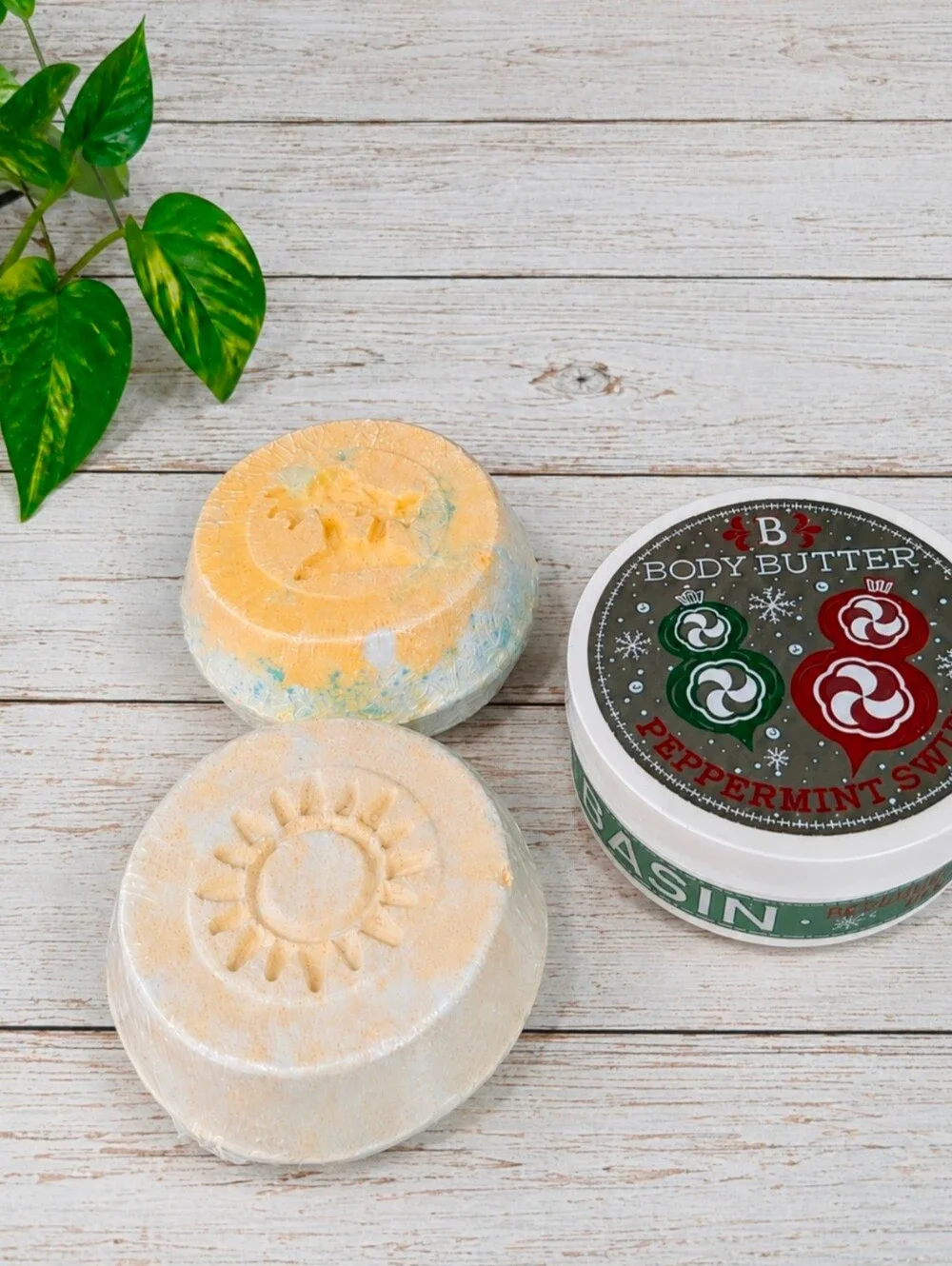 Bundle Disney Parks Christmas Basin Peppermint Swirl Body Butter 4oz New Steamer